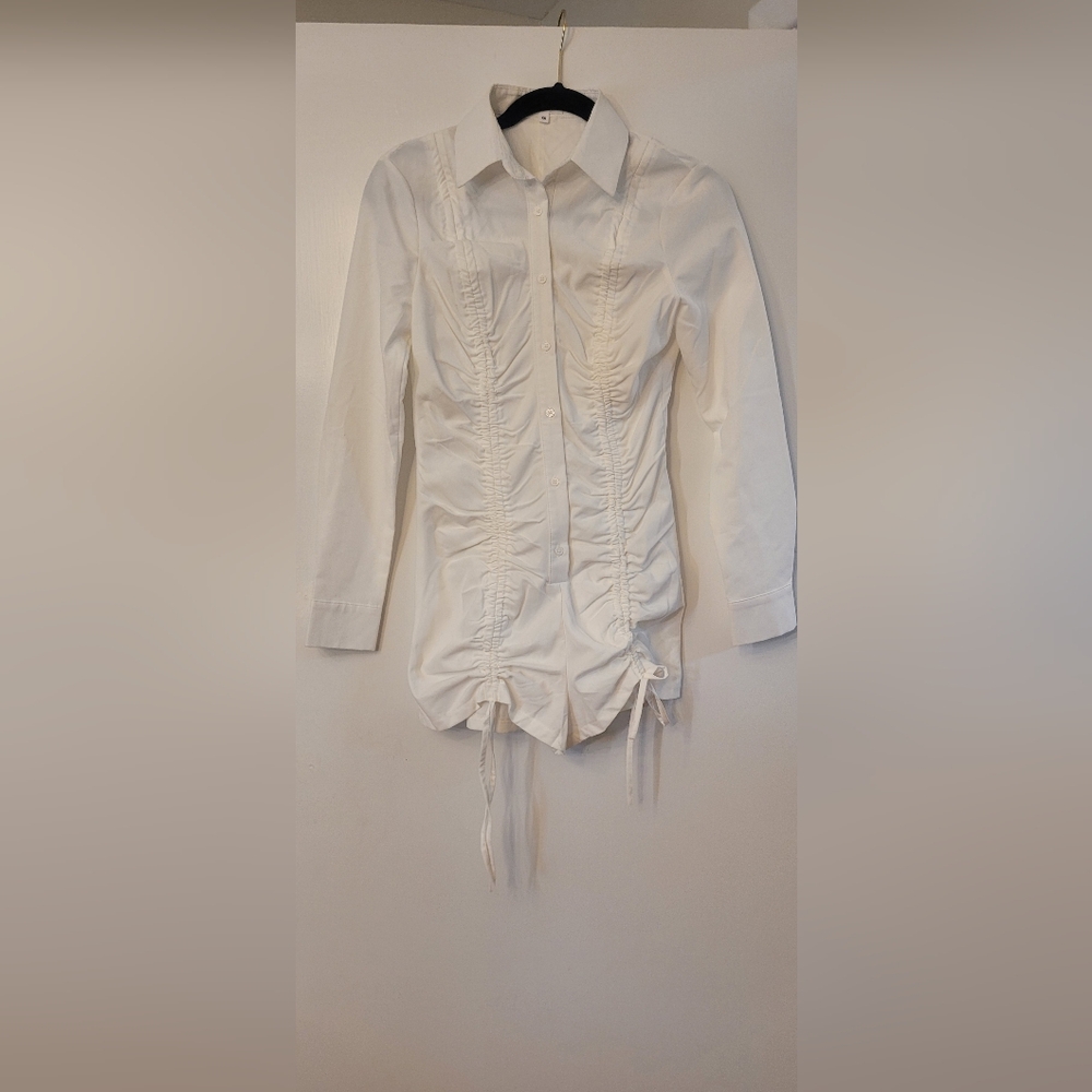 Superdown Candace Ruched Romper - Picture 7 of 12